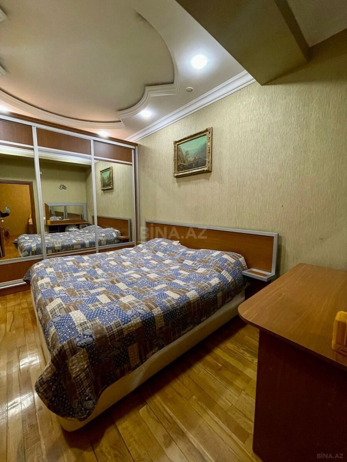 Kirayə verilir 3 otaqlı mənzil 100 m²