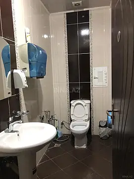 Kirayə verilir 7 otaqlı ofis 320 m²