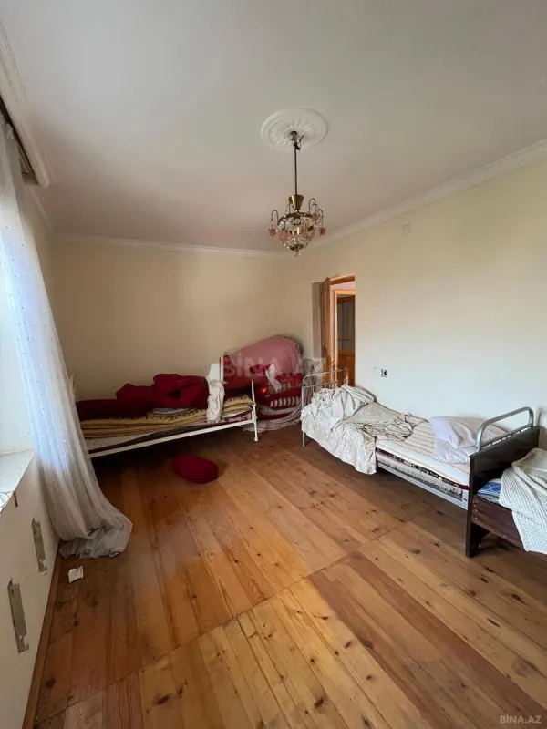 Satılır 3 otaqlı həyət evi 145 m²