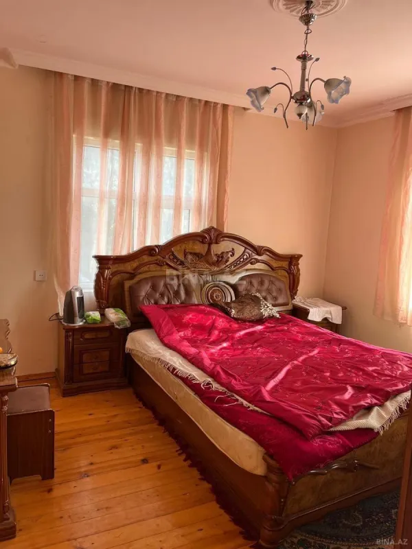 Satılır 3 otaqlı həyət evi 145 m²