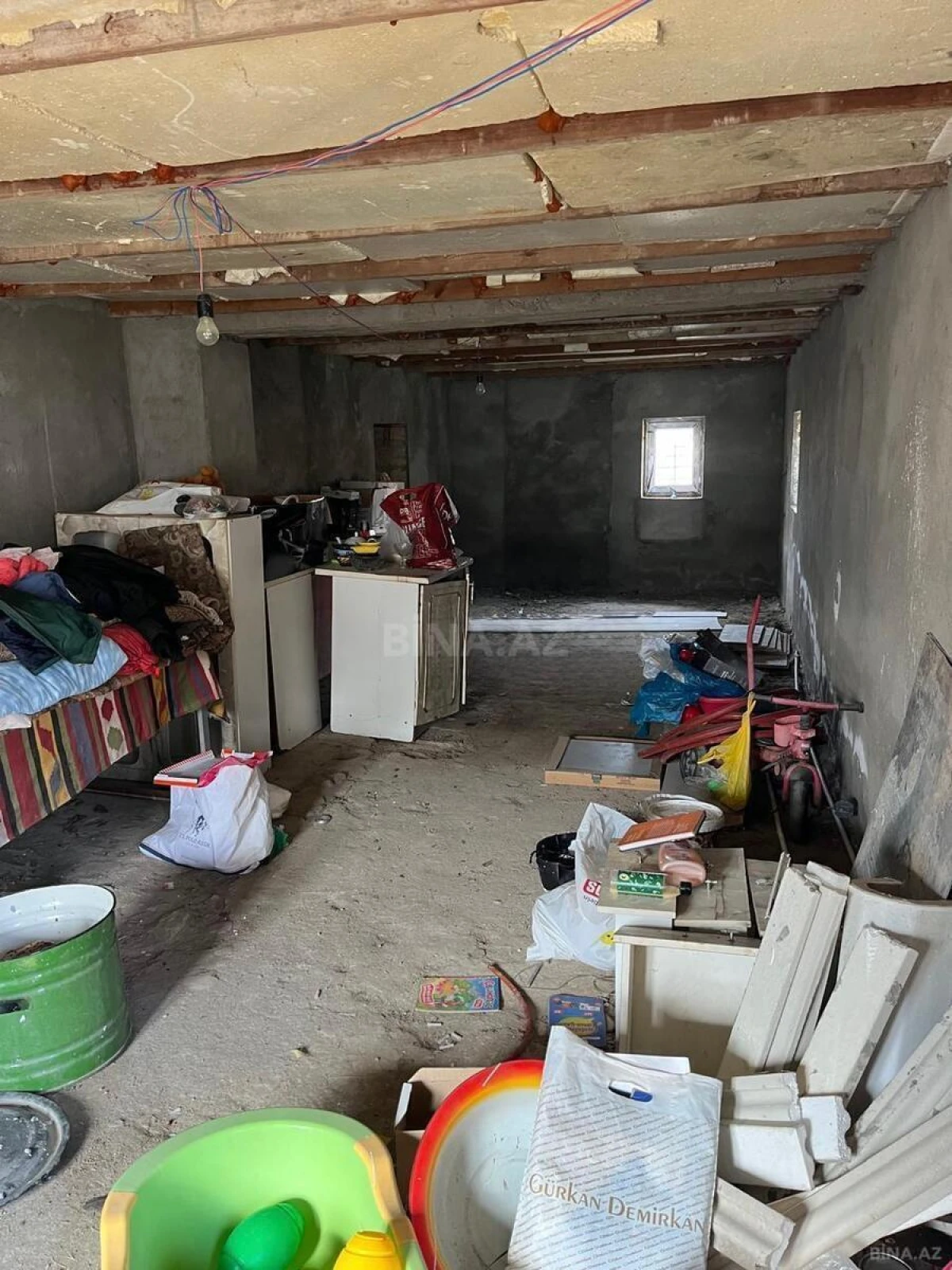 Satılır 3 otaqlı həyət evi 145 m²