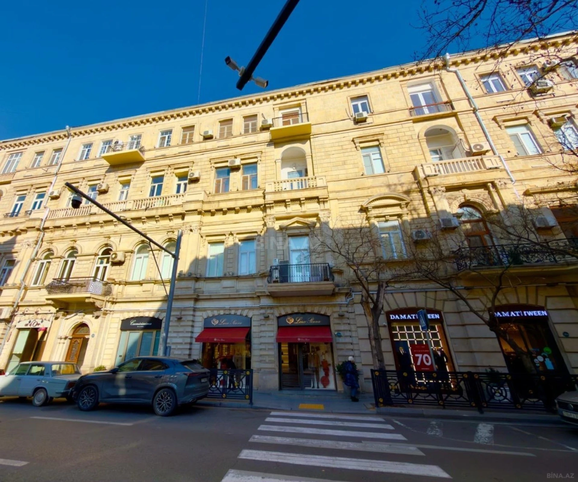 Satılır 4 otaqlı mənzil 111 m²