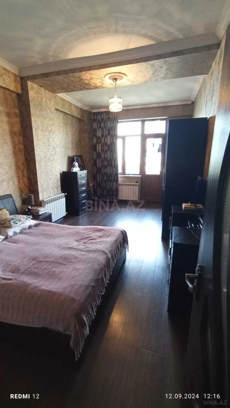 Satılır 4 otaqlı mənzil 120 m²