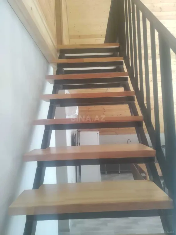 Satılır 4 otaqlı həyət evi 100 m²