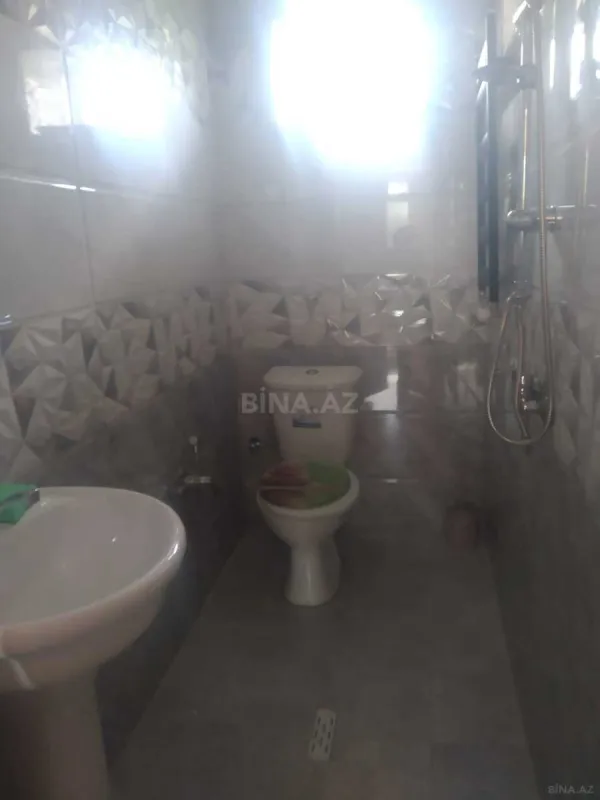 Satılır 4 otaqlı həyət evi 100 m²