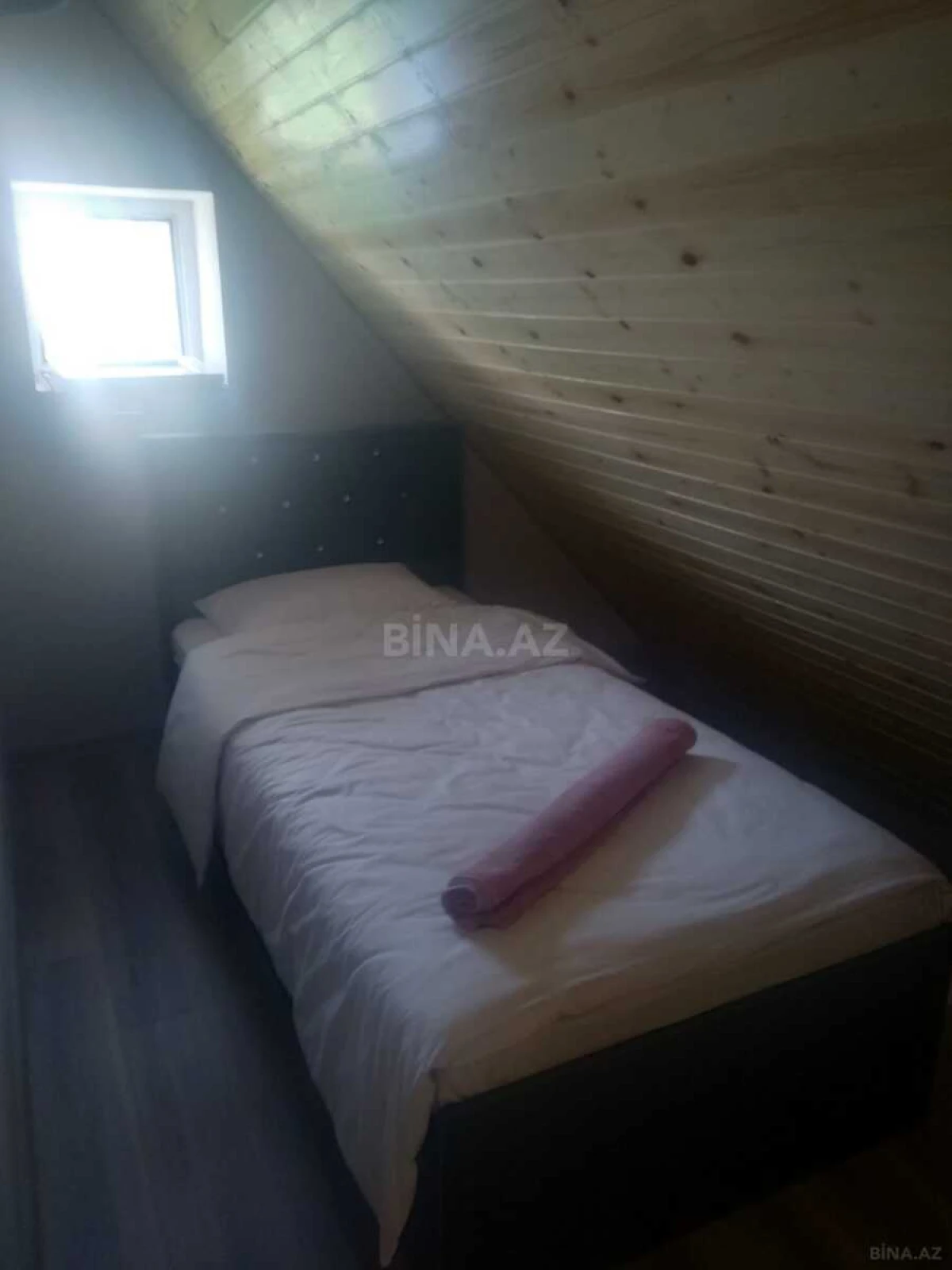 Satılır 4 otaqlı həyət evi 100 m²