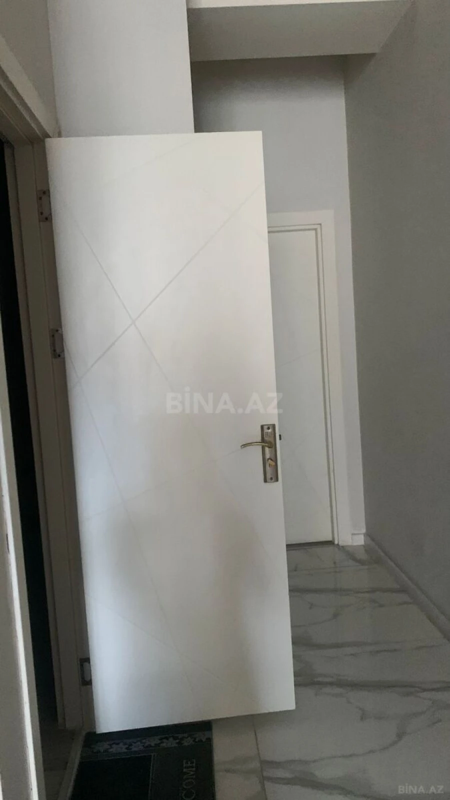 Kirayə verilir 2 otaqlı mənzil 70 m²