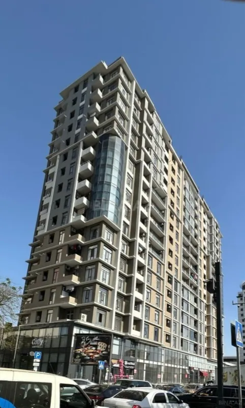 Satılır obyekt 140 m²