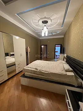 Kirayə verilir 3 otaqlı mənzil 150 m²
