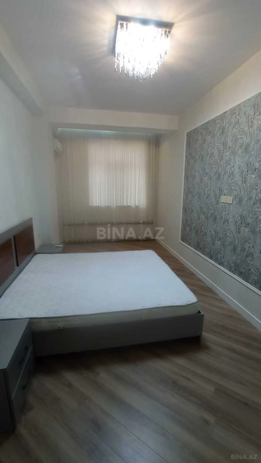Kirayə verilir 3 otaqlı mənzil 98 m²