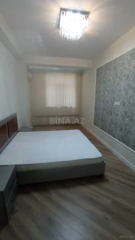 Kirayə verilir 3 otaqlı mənzil 98 m²