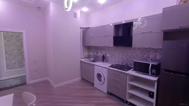 Kirayə verilir 3 otaqlı mənzil 98 m²