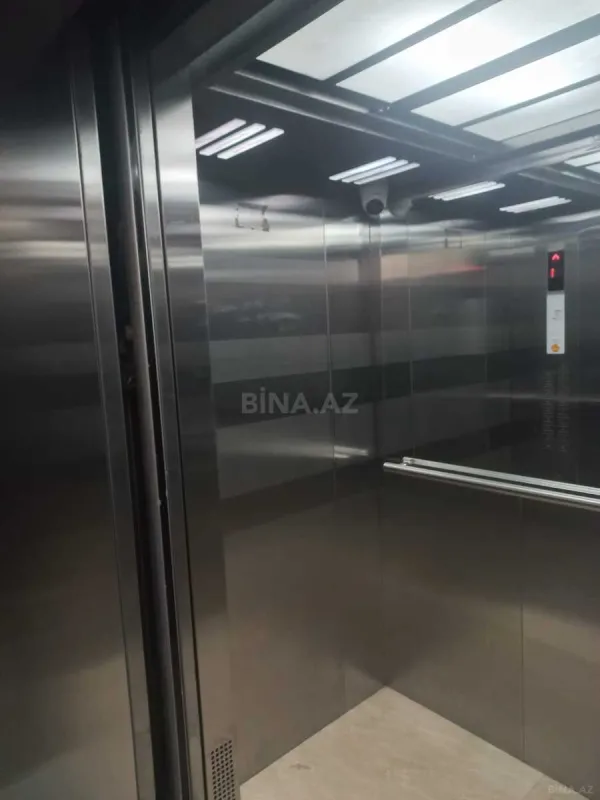 Satılır 2 otaqlı mənzil 70 m²