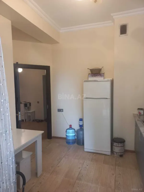 Satılır 2 otaqlı mənzil 70 m²