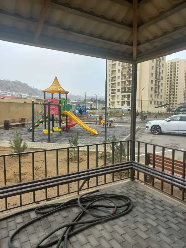 Satılır 2 otaqlı mənzil 70 m²
