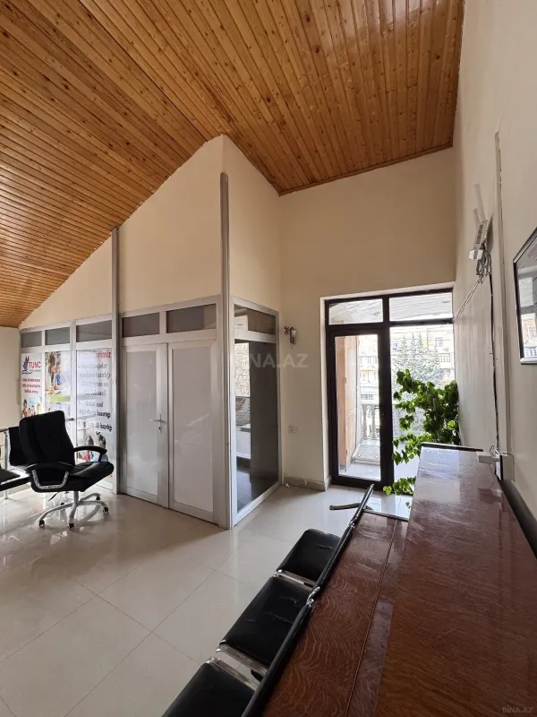 Kirayə verilir 1 otaqlı ofis 20 m²