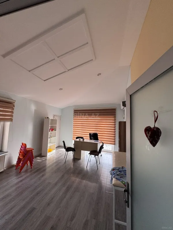 Kirayə verilir 1 otaqlı ofis 20 m²