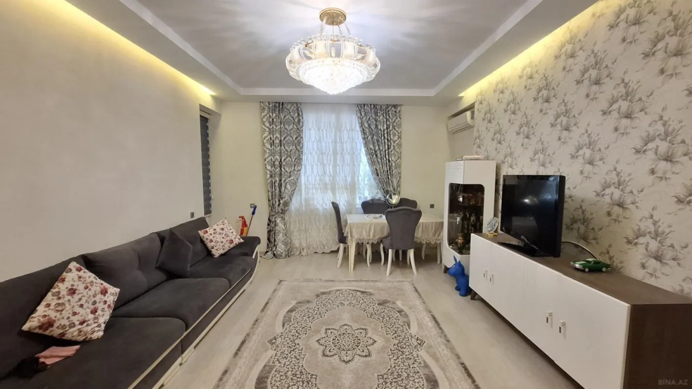 Satılır 2 otaqlı mənzil 92 m²