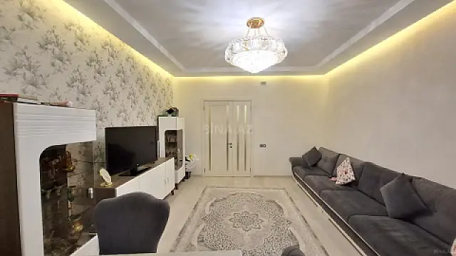 Satılır 2 otaqlı mənzil 92 m²