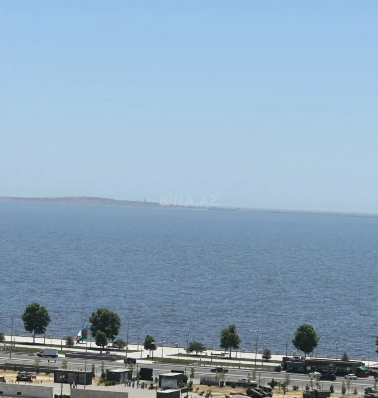 Satılır 3 otaqlı mənzil 157 m²