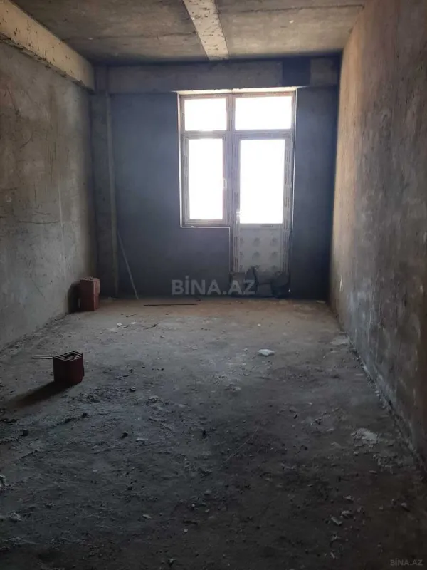 Satılır 3 otaqlı mənzil 157 m²