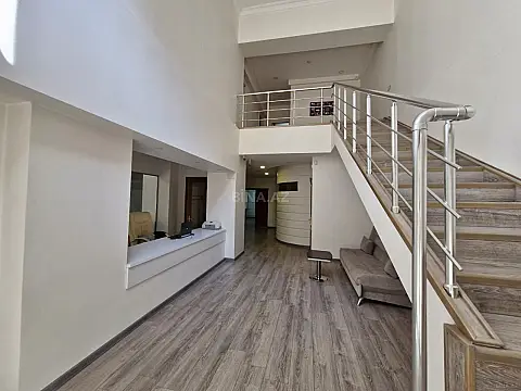 Kirayə verilir 6 otaqlı ofis 350 m²