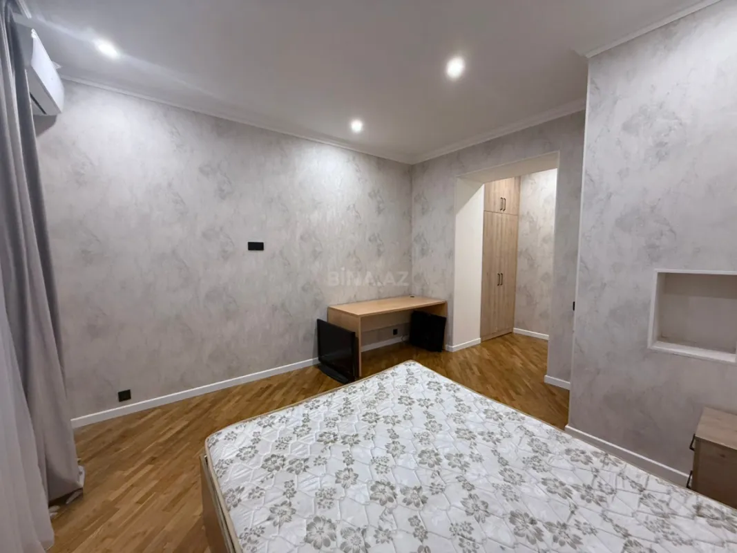 Satılır 3 otaqlı mənzil 93.7 m²
