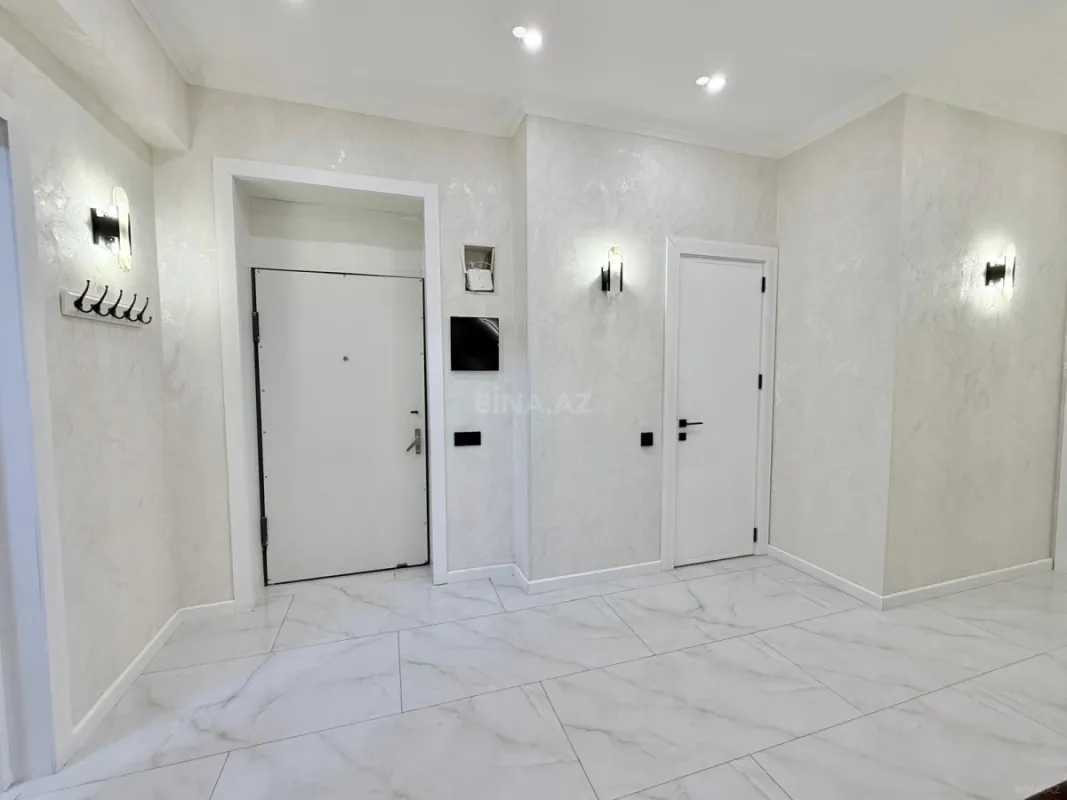 Satılır 3 otaqlı mənzil 93.7 m²