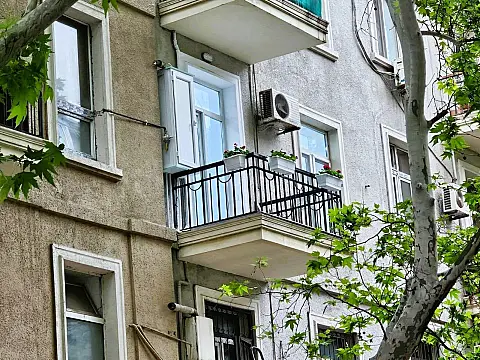 Satılır 3 otaqlı mənzil 93.7 m²