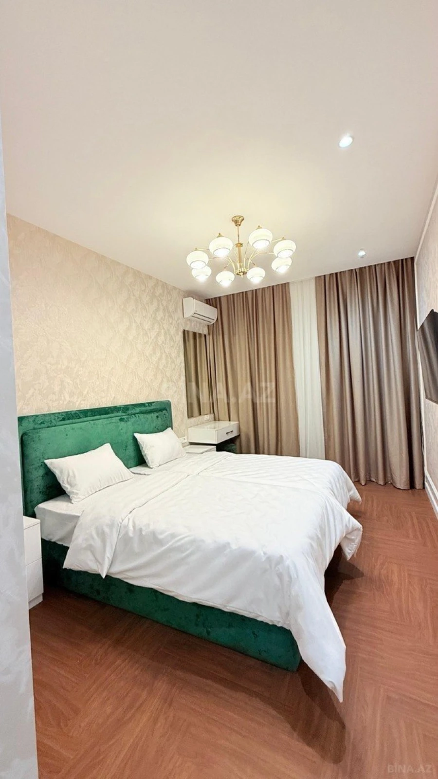 Kirayə verilir 3 otaqlı mənzil 145 m²