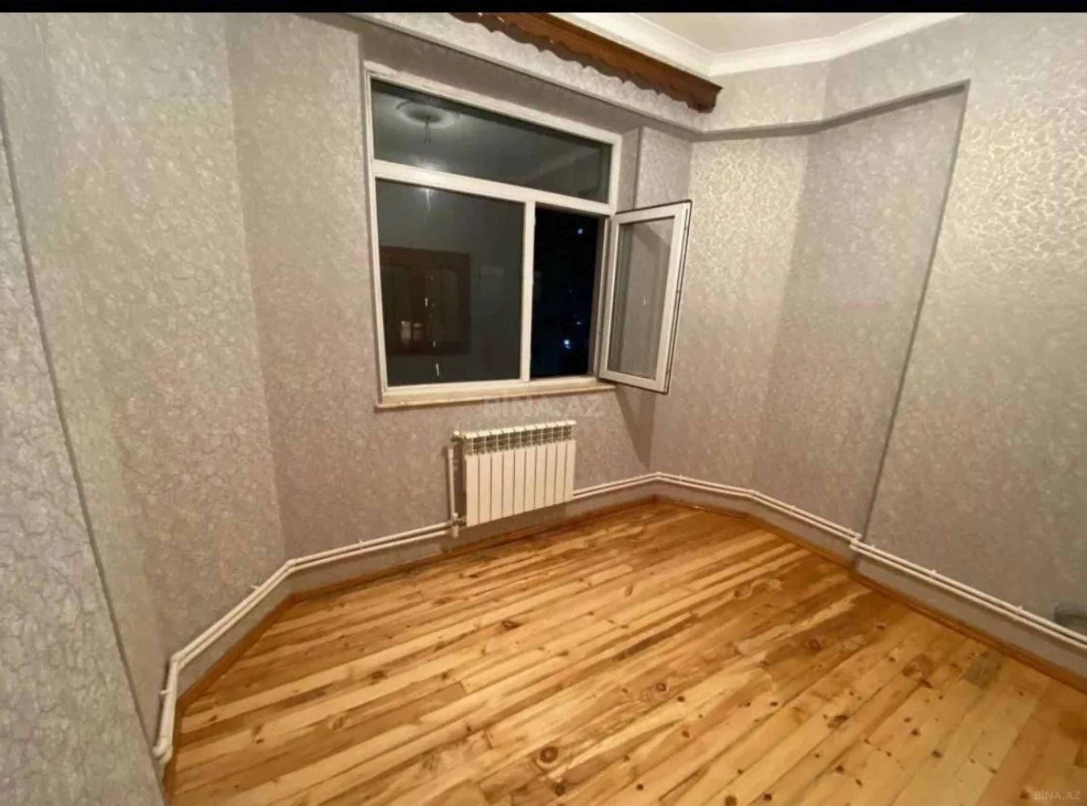 Satılır 3 otaqlı mənzil 60 m²