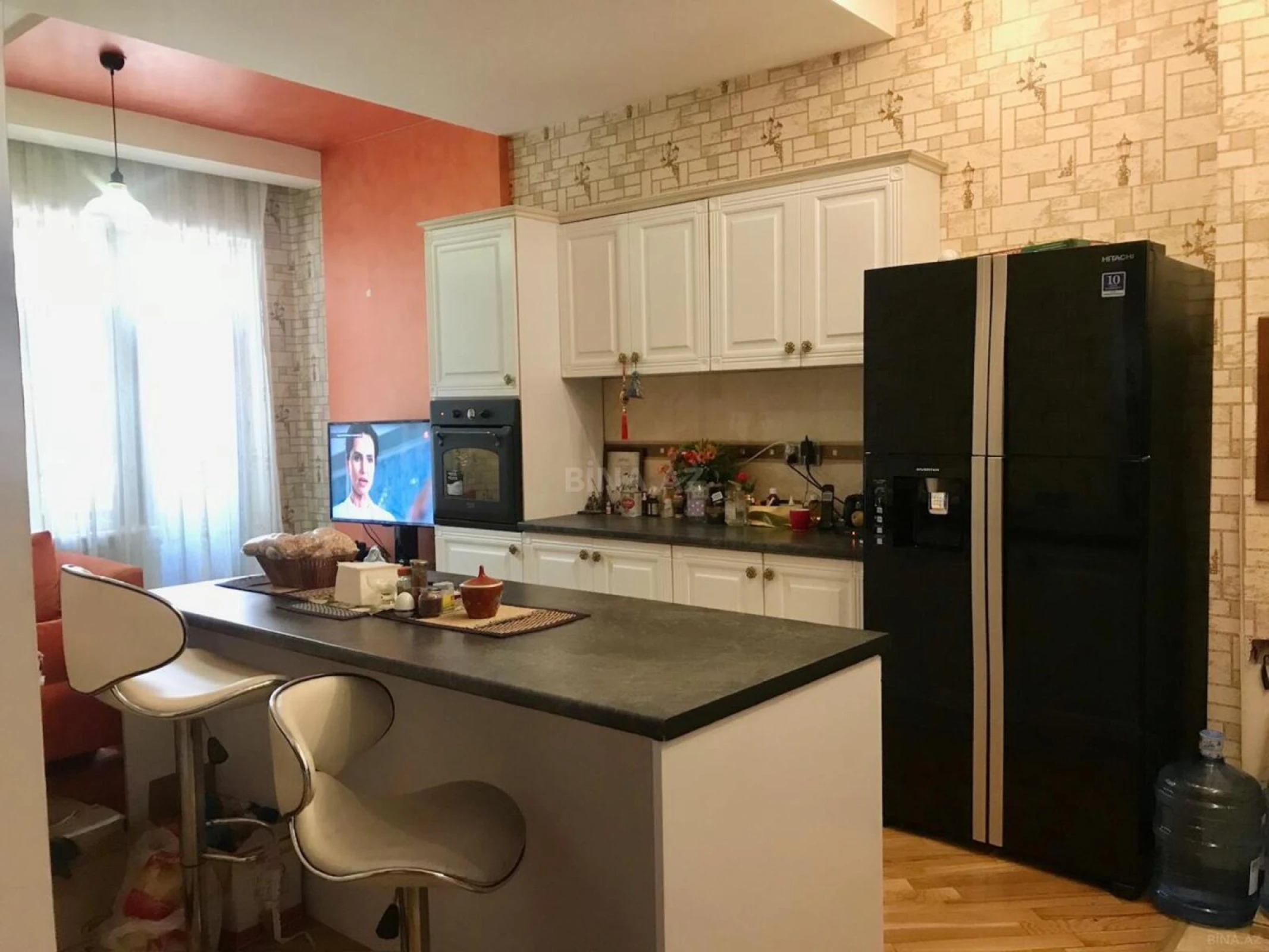 Satılır 3 otaqlı mənzil 130 m²