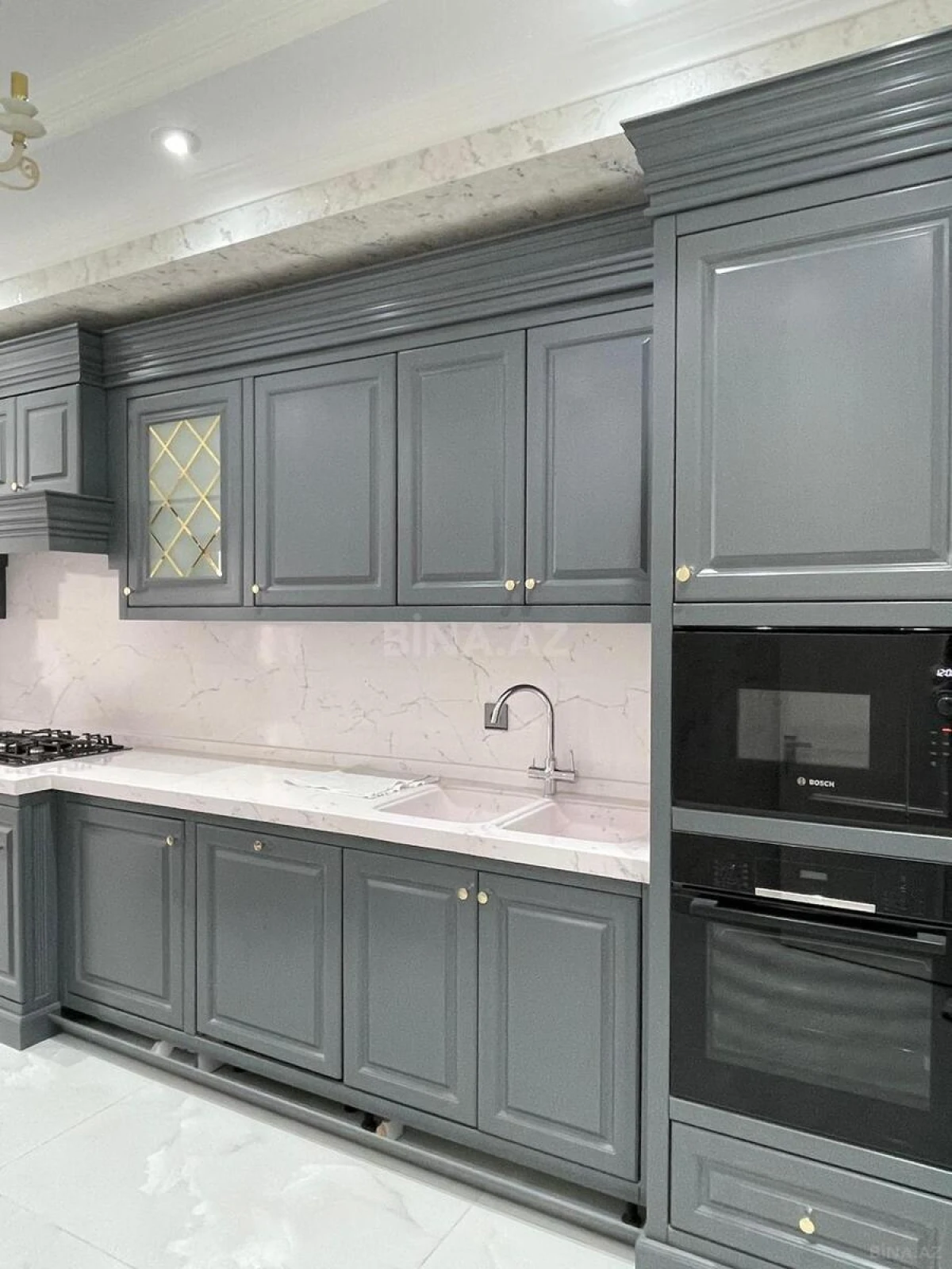 Satılır 3 otaqlı mənzil 106 m²