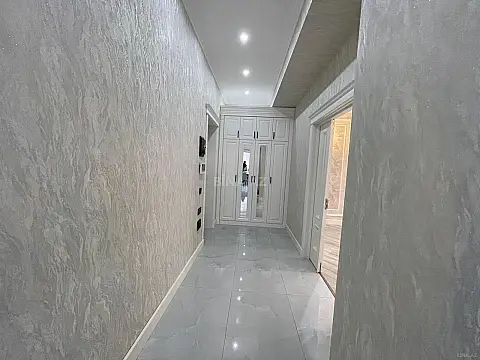 Satılır 3 otaqlı mənzil 106 m²