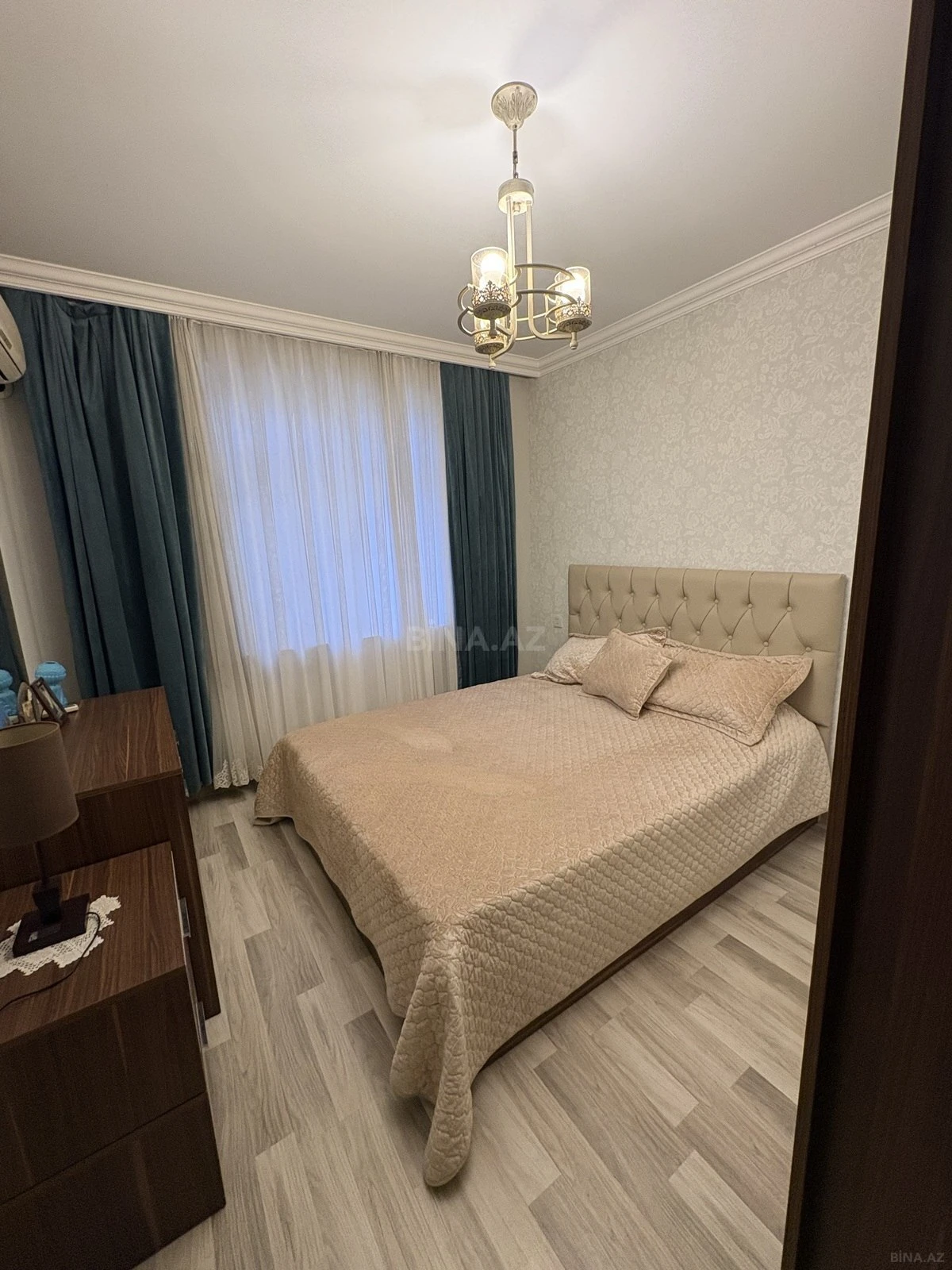 Satılır 2 otaqlı mənzil 65 m²