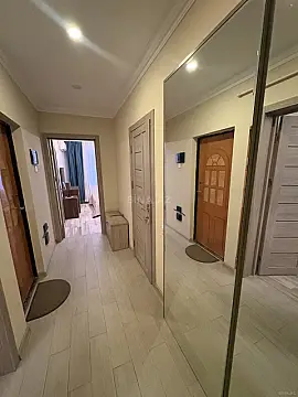 Satılır 2 otaqlı mənzil 65 m²