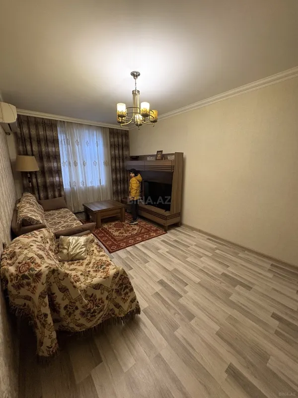 Satılır 2 otaqlı mənzil 65 m²