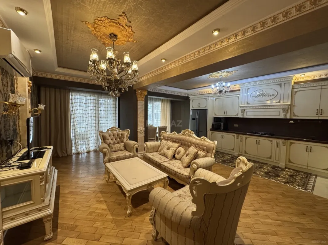 Kirayə verilir 3 otaqlı mənzil 145 m²