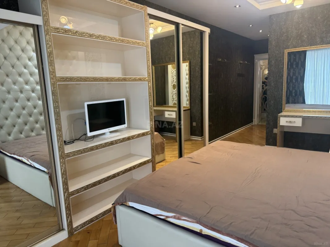 Kirayə verilir 3 otaqlı mənzil 145 m²