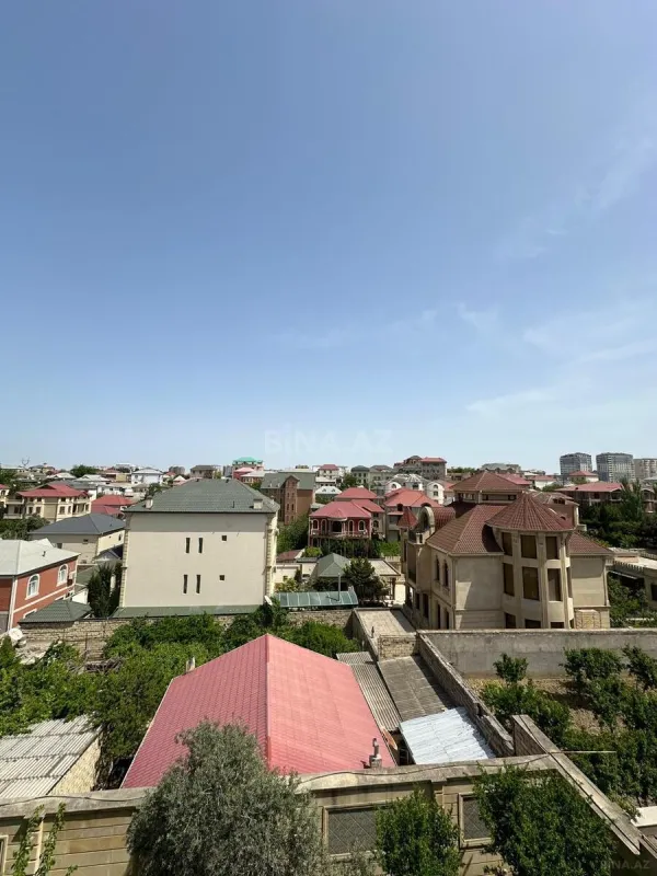 Satılır 7 otaqlı həyət evi 550 m²