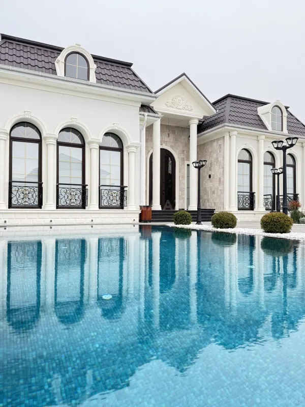 Satılır 4 otaqlı həyət evi 220 m²