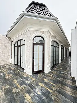 Satılır 4 otaqlı həyət evi 220 m²