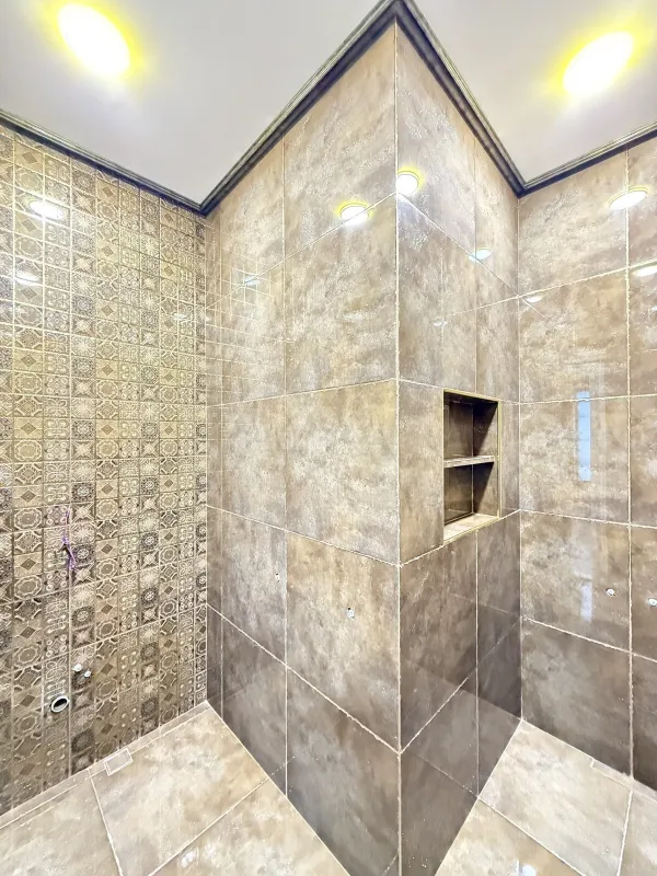 Satılır 4 otaqlı həyət evi 220 m²