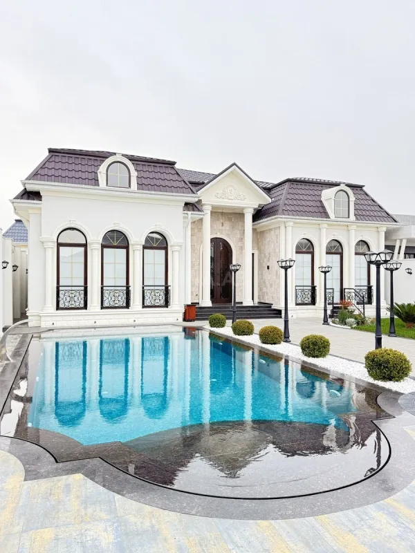 Satılır 4 otaqlı həyət evi 220 m²