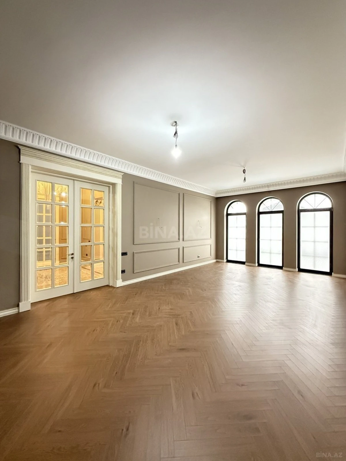 Satılır 4 otaqlı həyət evi 220 m²