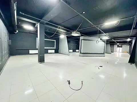 Kirayə verilir obyekt 600 m²