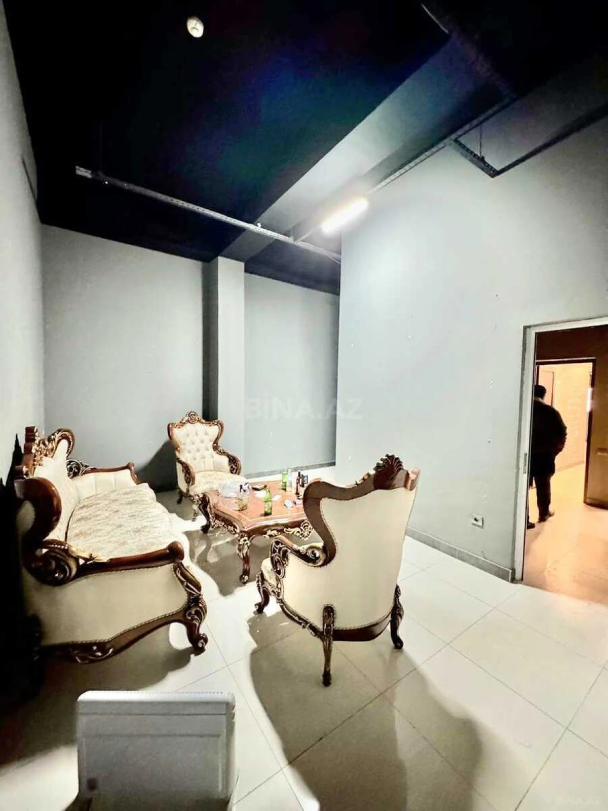 Kirayə verilir obyekt 600 m²