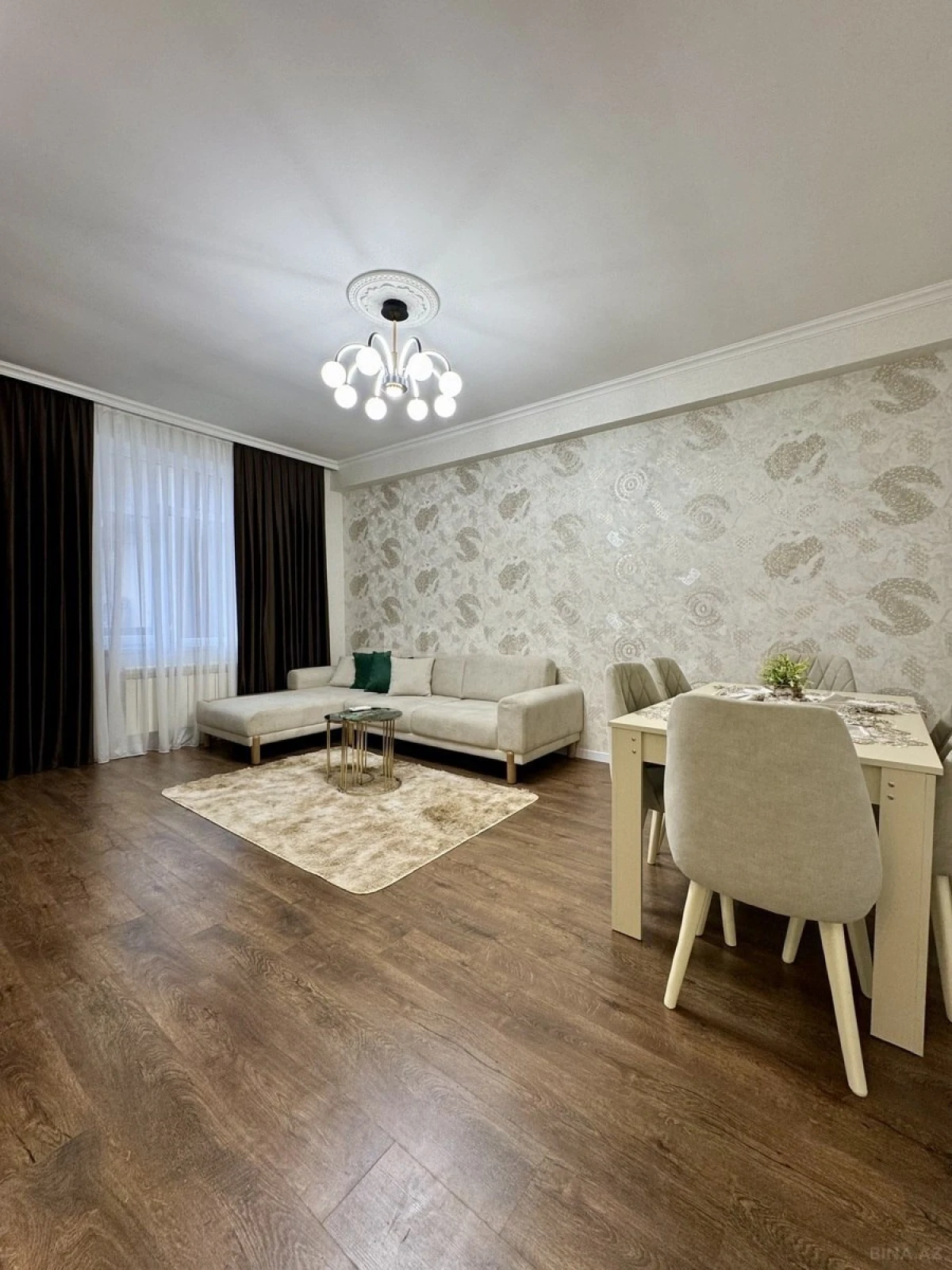 Satılır 2 otaqlı mənzil 75 m²