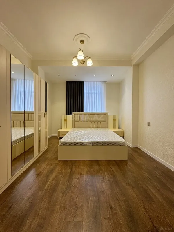 Satılır 2 otaqlı mənzil 75 m²