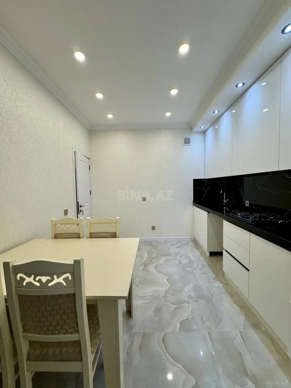 Satılır 2 otaqlı mənzil 75 m²